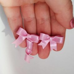 Rózsaszín masni fülbevaló