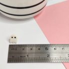 Kis szellem kitűző