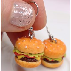 Hamburger fülbevaló