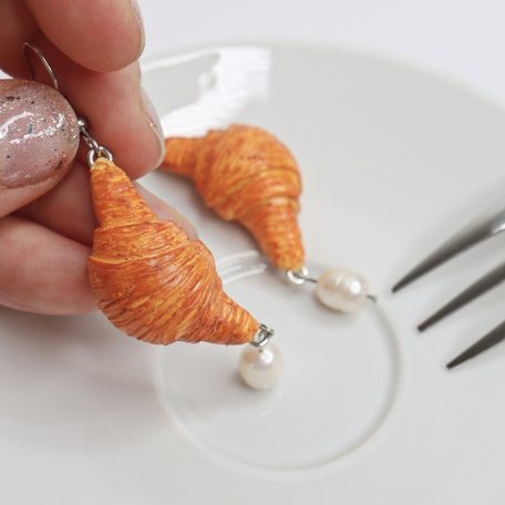 Croissant Dangle Earrings With Pearl