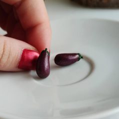 Padlizsán fülbevaló