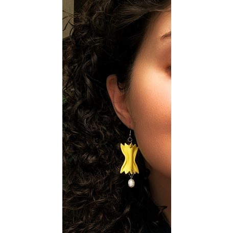 Lógós tészta fülbevaló gyönggyel