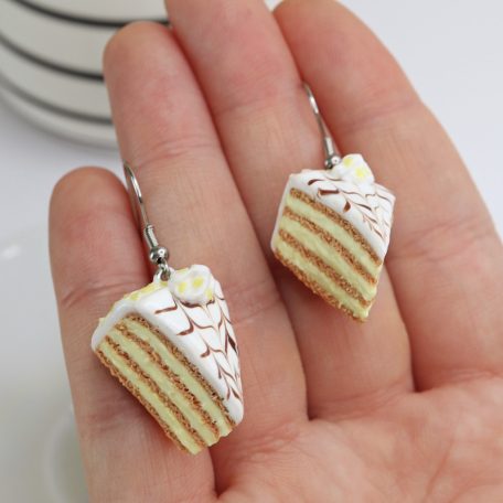 Eszterházy torta szelet fülbevaló