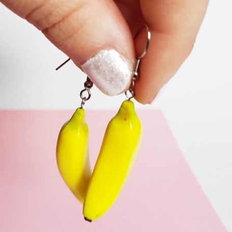 Lógós banán fülbevaló