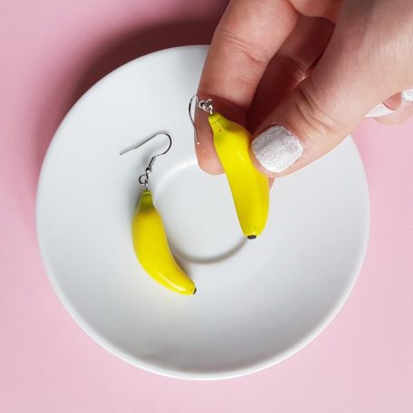 Lógós banán fülbevaló