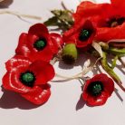 Lógós pipacs fülbevaló