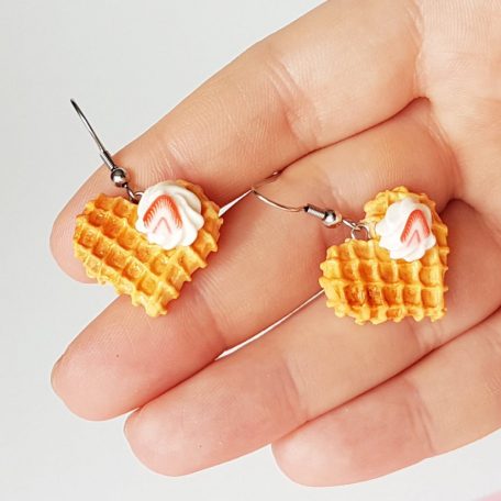 Szív alakú lógós gofri fülbevaló