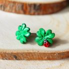 Négylevelű lóhere fülbevaló katicával