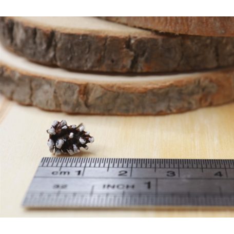 Havas toboz fülbevaló 