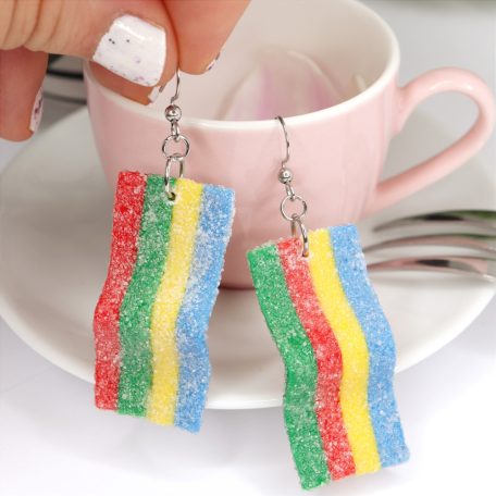 Szivárványos gumicukor fülbevaló