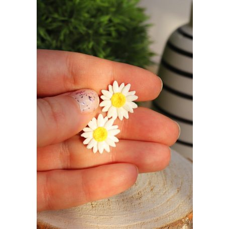 Bedugós margaréta fülbevaló