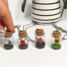 Mini terrárium rózsa üvegcse nyaklánc