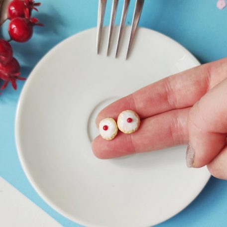 Linzer keksz fülbevaló