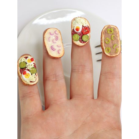 Zsíros kenyér lilahagymával kulcstartó