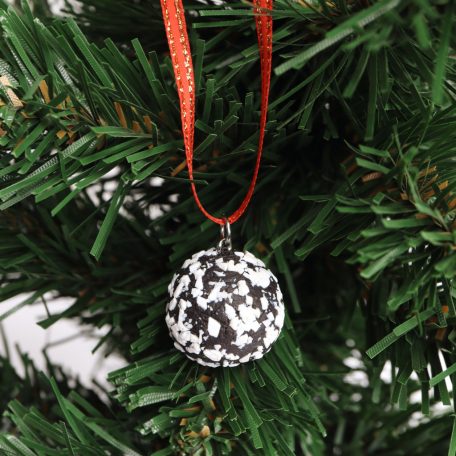 Kókuszgolyó karácsonyfadísz