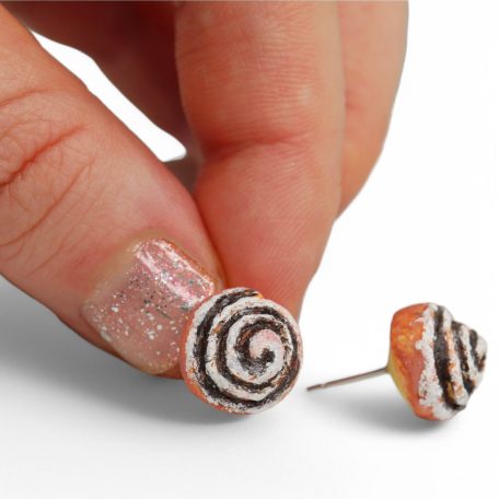 Kakaós csiga porcukorral fülbevaló