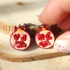 Lógós gránátalma fülbevaló