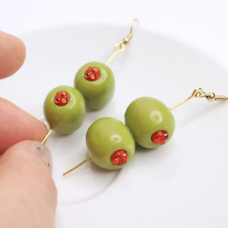 Olívabogyó martini koktélhoz fülbevaló