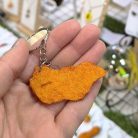 Magyarország alakú rántott hús kulcstartó
