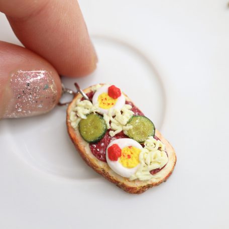 Retro szalámis szendvics karácsonyfadísz