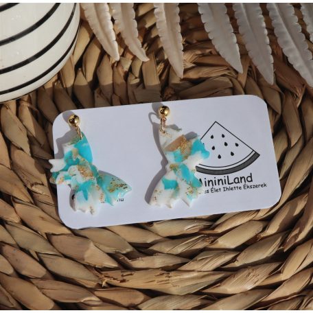 Márvány hatású lógós pillangó fülbevaló